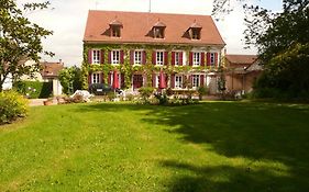 Chambres D'Hotes Et Roulotte Au Bonheur Du Parc